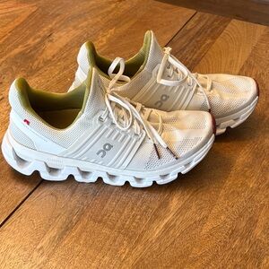 On Cloud Cloudswift Suma ‘White Ivory’ Women’s 8.5